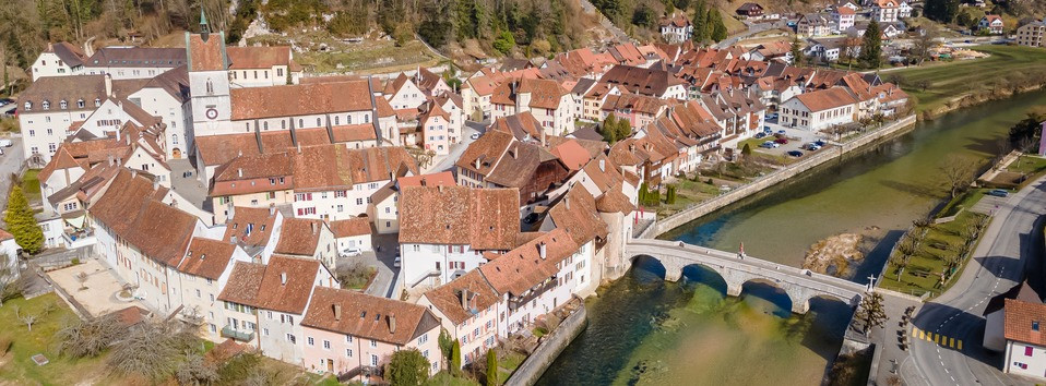 visiter la suisse - village saint-ursanne