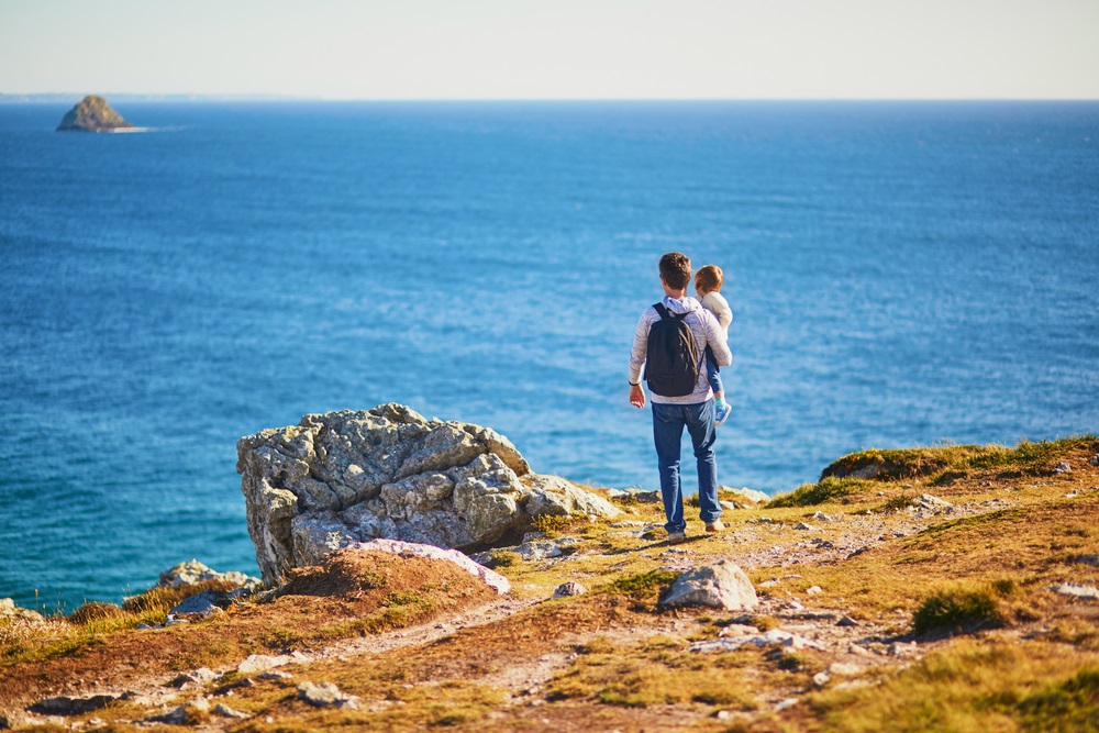 vacances famille france : randonnée bretagne